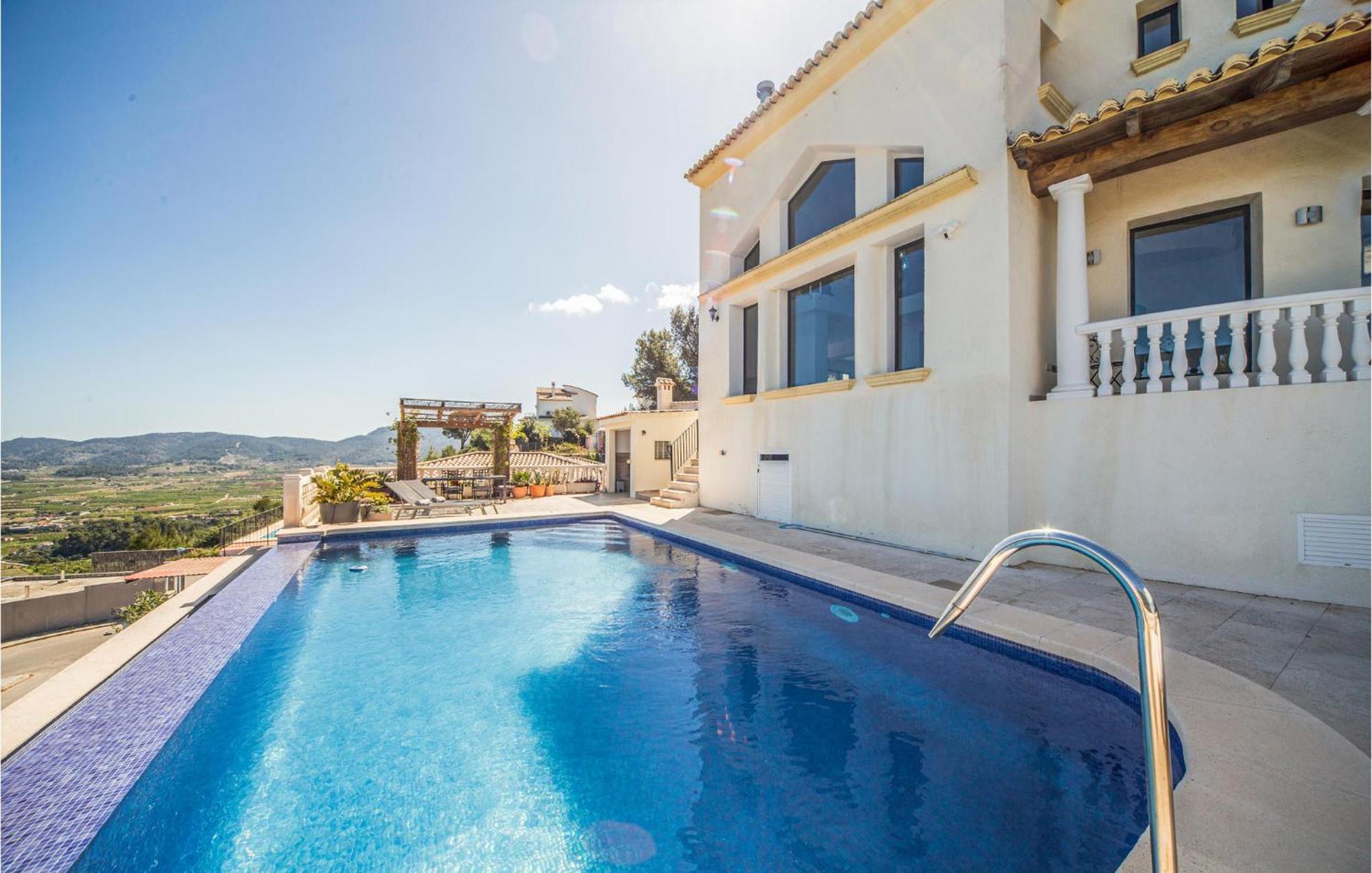 Amazing Home In Ador With Kitchenette מראה חיצוני תמונה